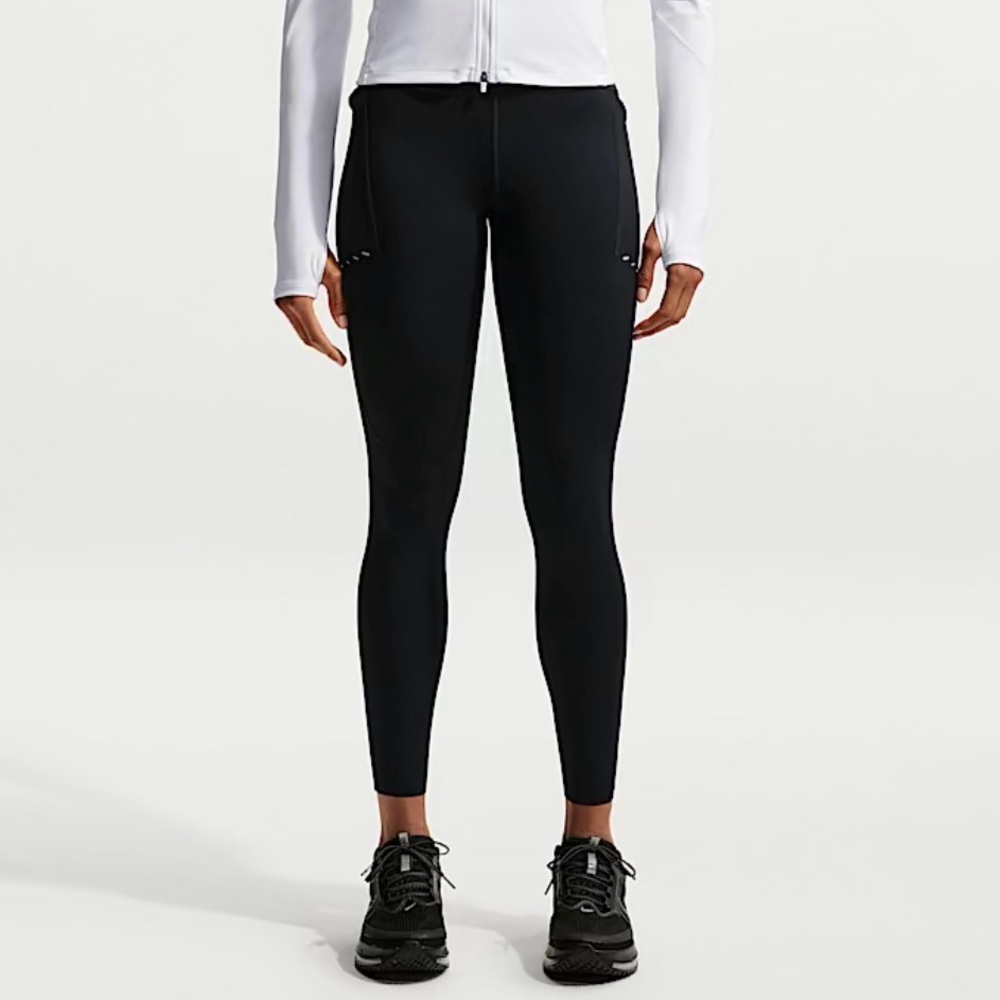 Black Nike Swift High Waisted 7/8 Leggings w/ pockets NWT (size small)